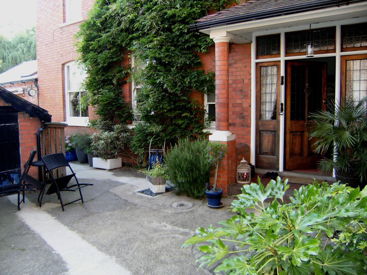 Bridge House Bed & Breakfast Newark-on-Trent  Екстер'єр фото