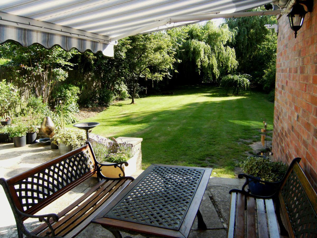 Bridge House Bed & Breakfast Newark-on-Trent  Екстер'єр фото