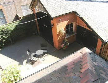 Bridge House Bed & Breakfast Newark-on-Trent  Екстер'єр фото